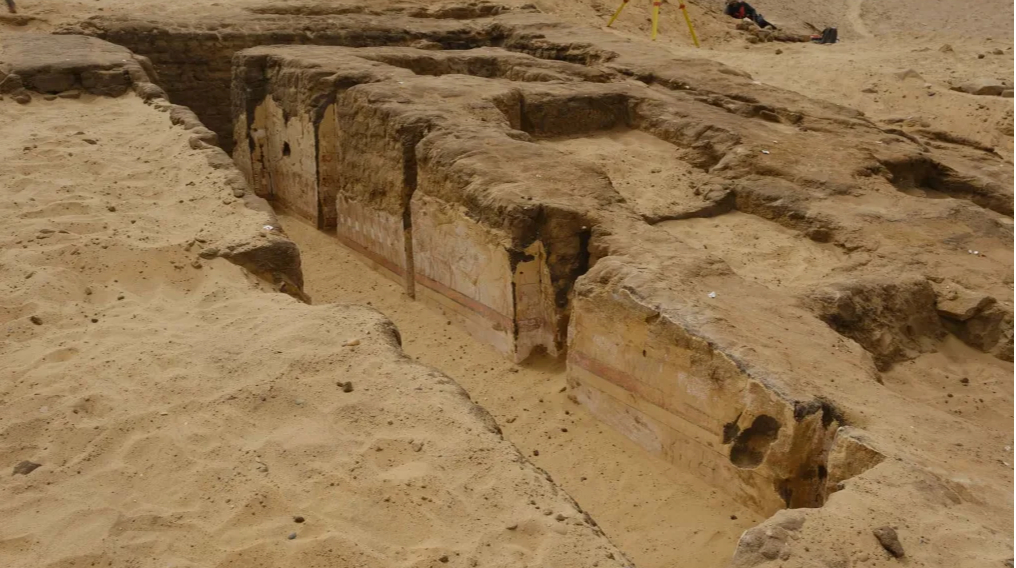 Rare images of the life of the nobility of ancient Egypt were found in the pyramid