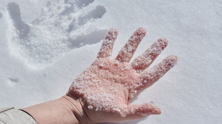 У Пакистані знайшли чоловіка, який зник 28 років тому: його тіло виявили у танучому льодовику