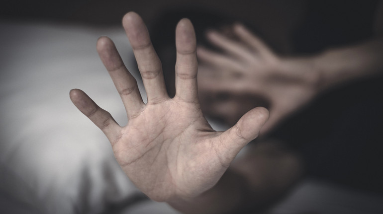 На Рівненщині 15-річна дівчина побила свою 18-річну подругу: постраждала претензій не має