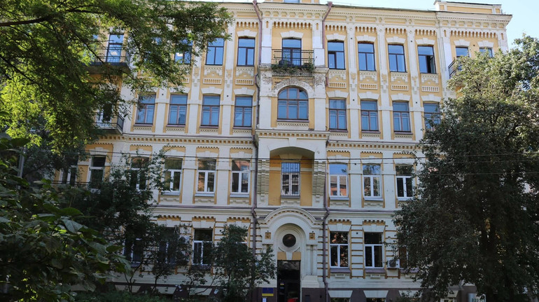 У центрі Києва реставрують історичну пам’ятку XIX століття