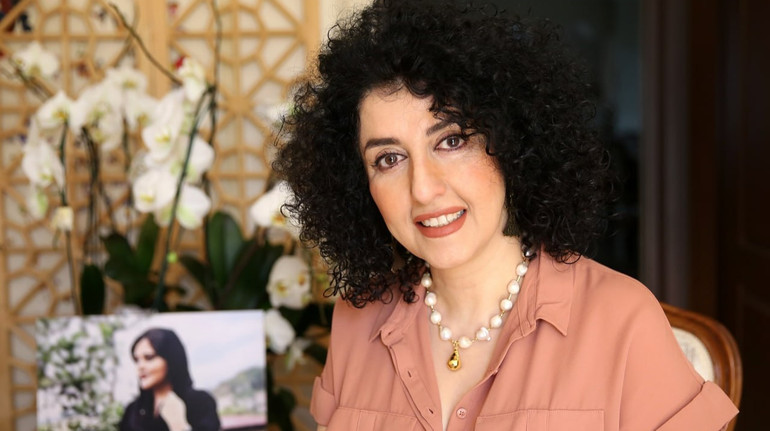 Жорстоко били й погрожували смертю: після арешту нобелівську лауреатку з Ірану двічі госпіталізовували