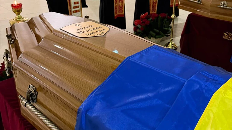 Не лише подружжя Мельників: останки яких відомих діячів Україна планує повернути з-за кордону