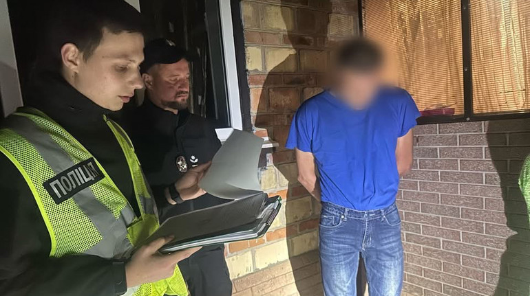 На Київщині водій таксі намагався викрасти 6-річну дівчинку, але вона змогла втекти