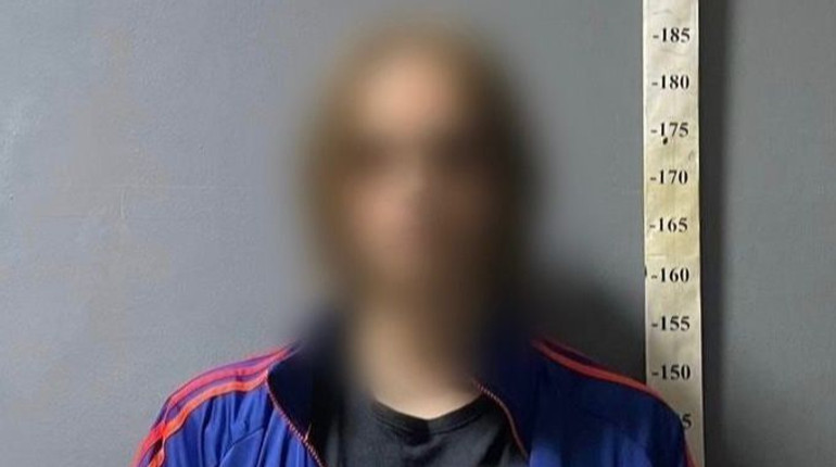 У Києві чоловік побив жінку через зауваження в магазині: у постраждалої – перелом щелепи