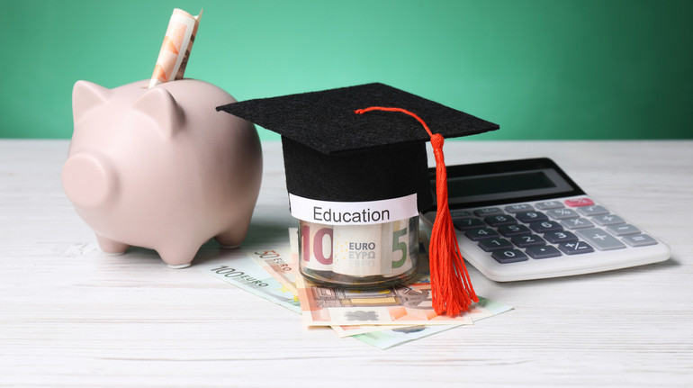 Бабак: Кабмін не підтримав підвищення зарплат учителям до трьох мінімалок у 2026 році