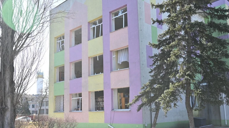 На Київщині через російську атаку постраждали п’ять закладів освіти