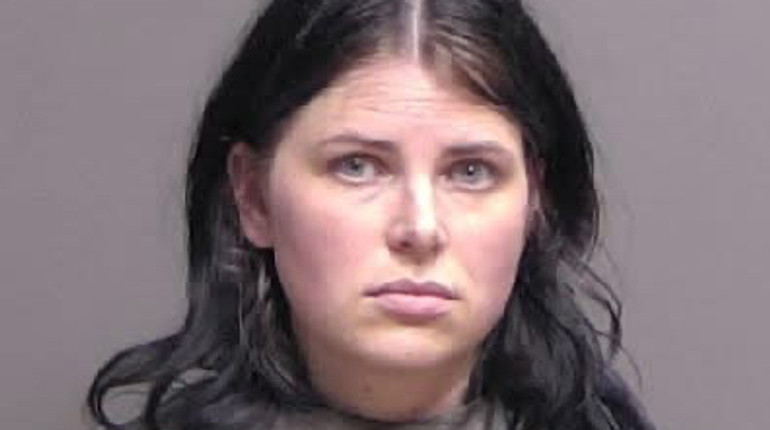 У США затримали фальшиву медсестру, яка встигла прийняти 4 тисячі пацієнтів