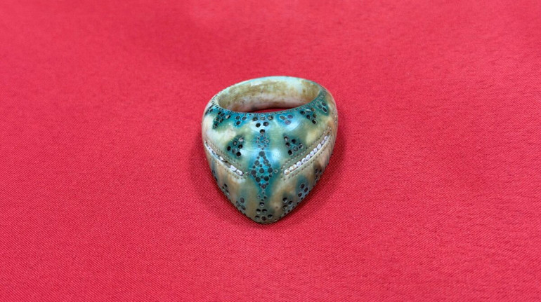 Належав високопоставленій особі: унікальний перстень лучника з перлинами виявили в Туреччині