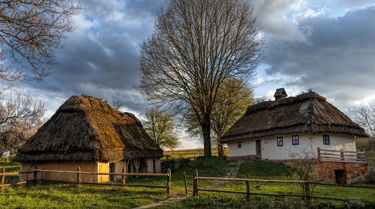 Суд остаточно заборонив забудову Пирогова, а Міністерство культури оштрафували за порушення