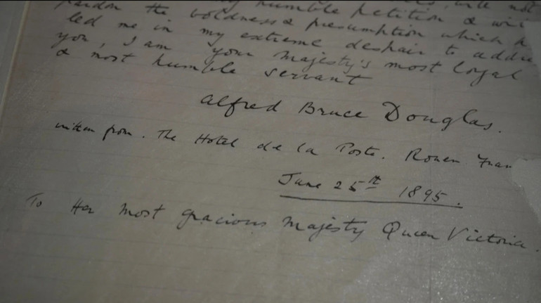 Королева, радянський шпигун і коханець Вайлда: у Британії показали листи відомих людей за 5 століть