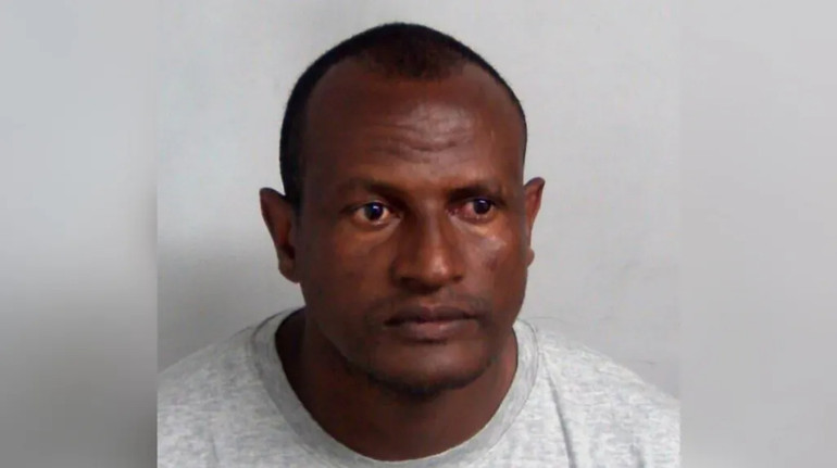 У Британії знову арештували чоловіка, засудженого за домагання: його раніше помилково звільнили з тюрми