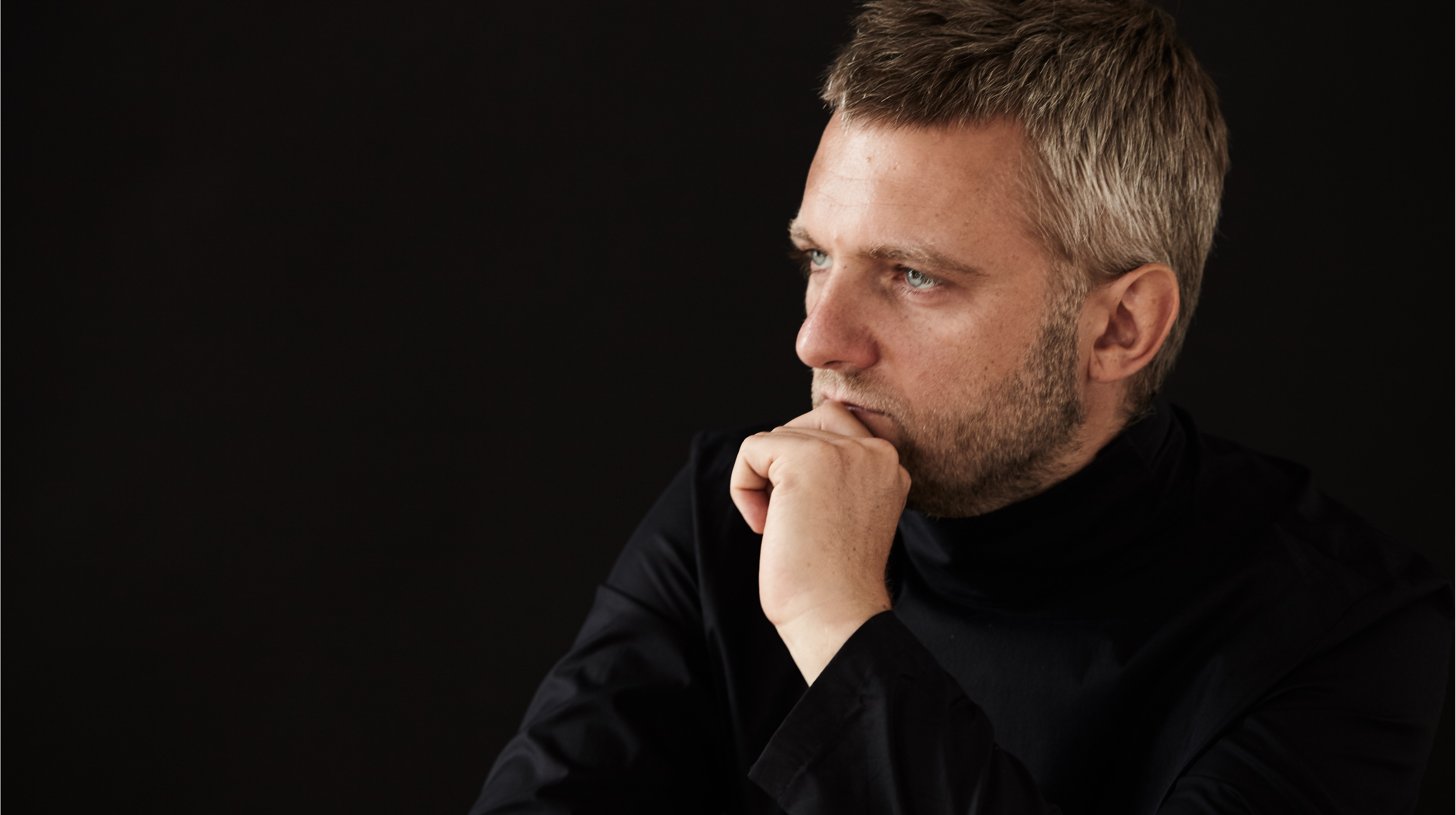 Ukrainian conductor Kyrylo Karabyts received an order from the King of Britain