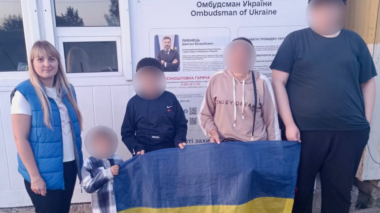 Жили під системним тиском: Україна повернула з окупації сімох дітей і їхні родини