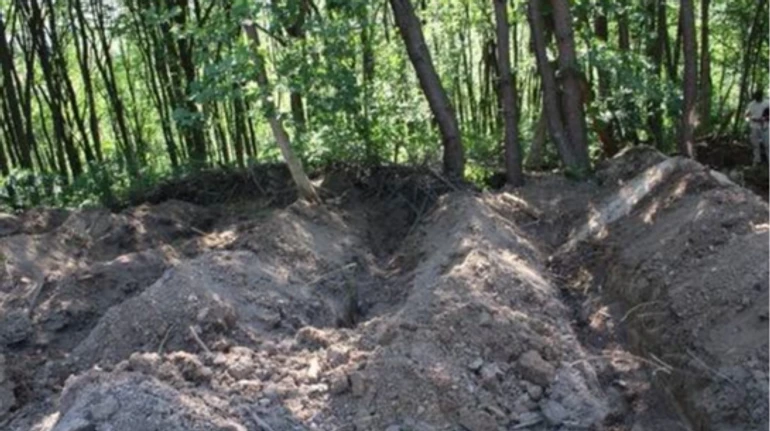 У Пужниках на Тернопільщині завершився другий етап пошуків масового поховання поляків