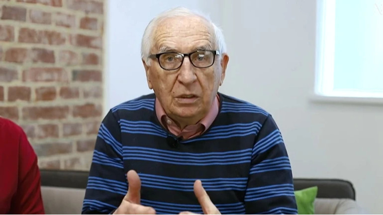 87-річний ексвикладач ЛНУ, якого звинуватили у домаганнях, оскаржує своє звільнення у суді