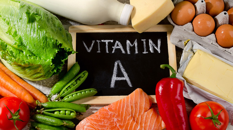 Для чого організму вітамін А та в яких продуктах він міститься?