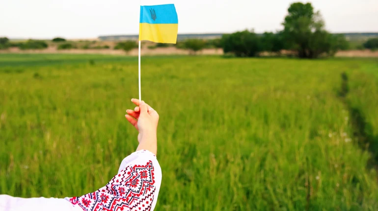 Боялися переслідувань і мобілізації: в Україну повернули 5 молодих людей, які роками жили в окупації
