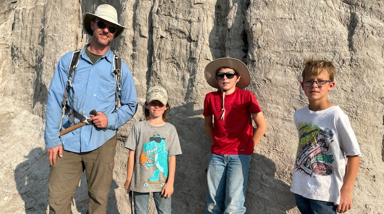 У США під час походу діти знайшли скам’янілості: вчені встановили, якому динозавру вони належали