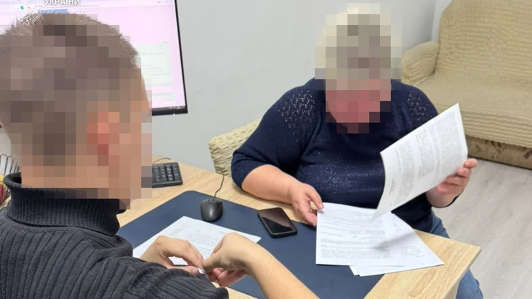 Не попросилася до туалету: на Львівщині працівницю спецдитсадка підозрюють у побитті 2-річної дівчинки
