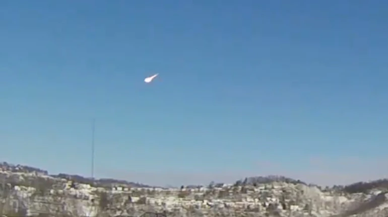 У США в небі вибухнув семитонний метеорит: спалах бачили аж у Канаді