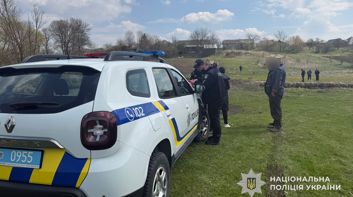 Сам пішов до ставка: на Тернопільщині потонув 4-річний хлопчик