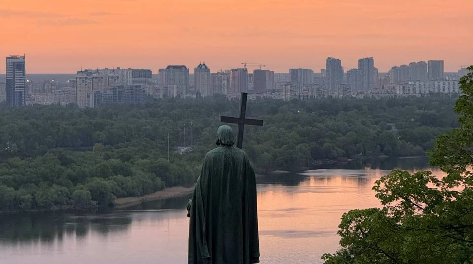 Від Лисої гори до булочної Ярославни: чи впізнаєте ви культові місця Києва? ТЕСТ