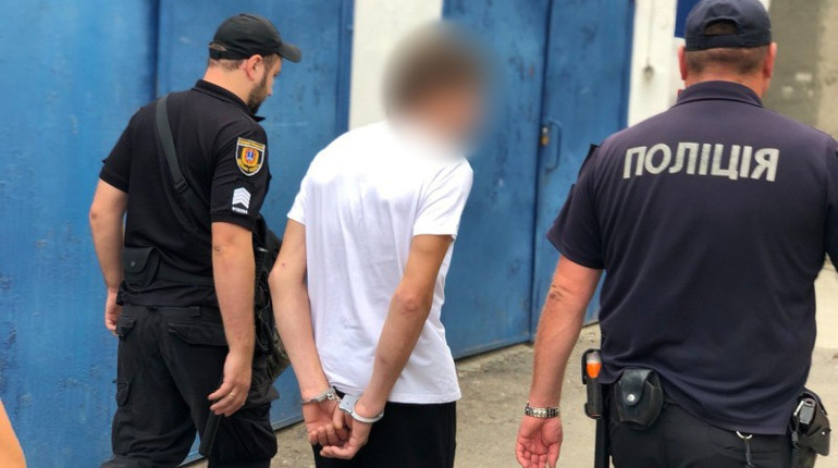 На Одещині покарають чоловіка, який побив жінку до смерті та вийшов із СІЗО під заставу