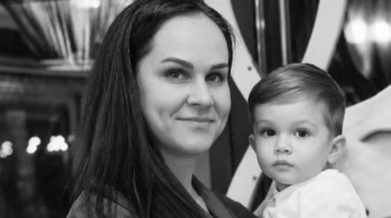 Лягли на диван, куди за хвилину прилетіло: що відомо про матір і сина, які загинули через удар по Київщині