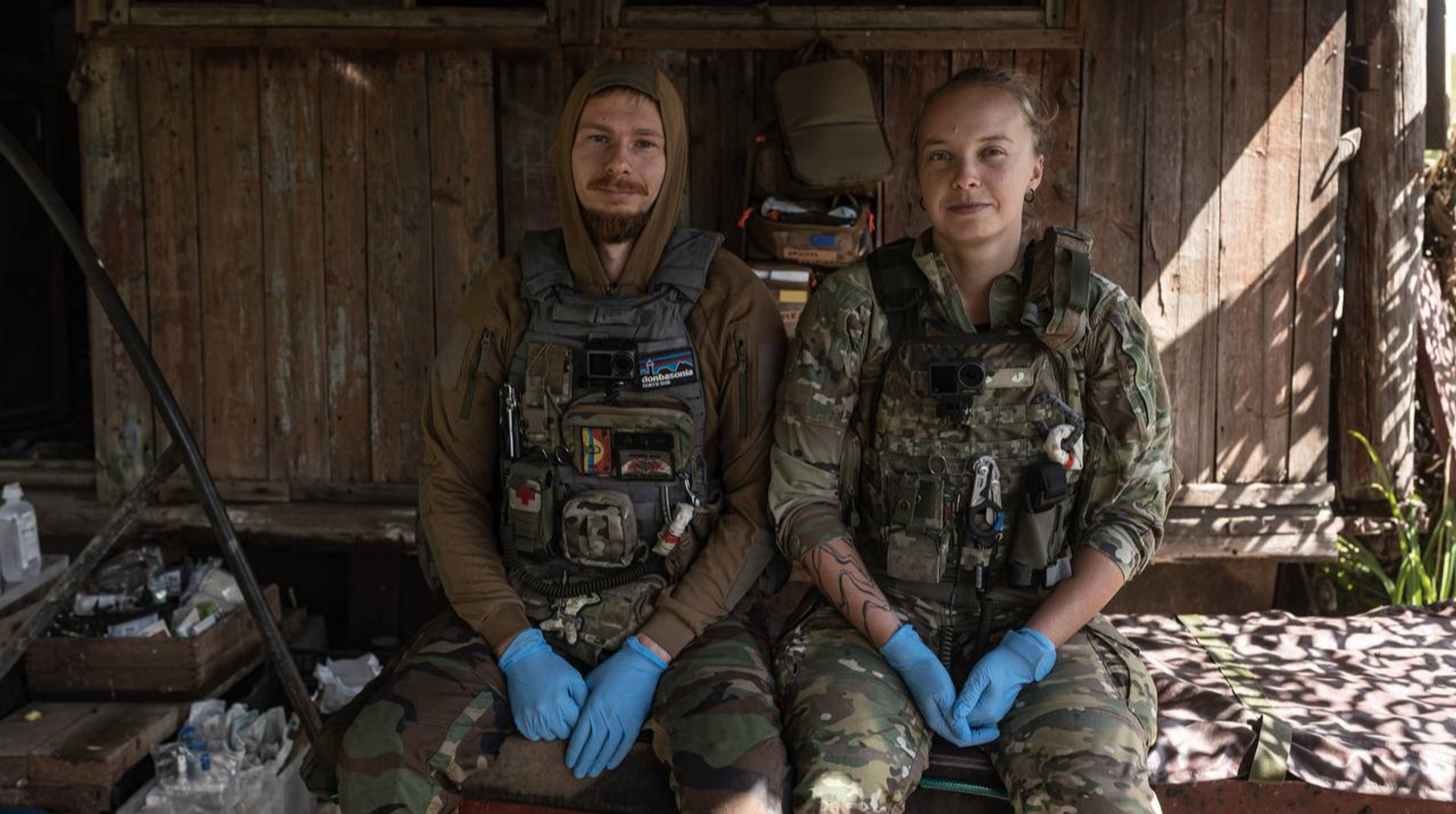 Люксевак для поранених. Як пара бойових медиків полегшує шлях евакуації бійців