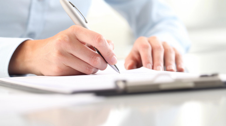 Виїзд за кордон чоловіків віком до 22 років: Кабмін готує постанову, її можуть ухвалити до кінця тижня