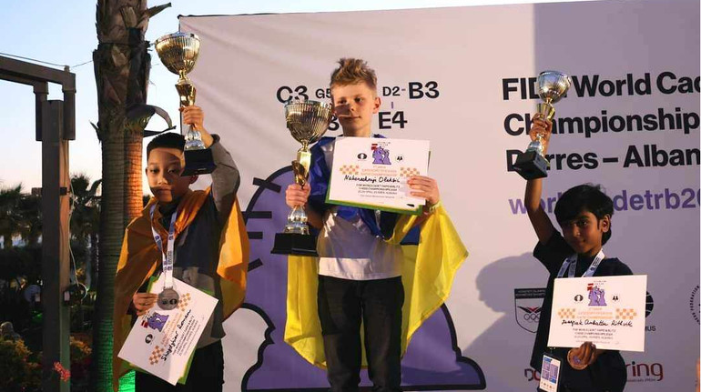 Обіграв нейтрального росіянина: як 10-річний шахіст з Трускавця переміг на чемпіонаті світу