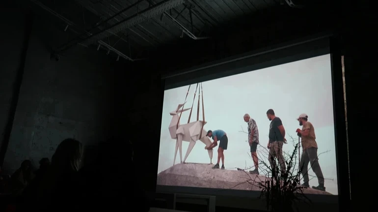 Скульптуру Оленя з Покровська покажуть у шести містах Європи перед Венеційською бієнале