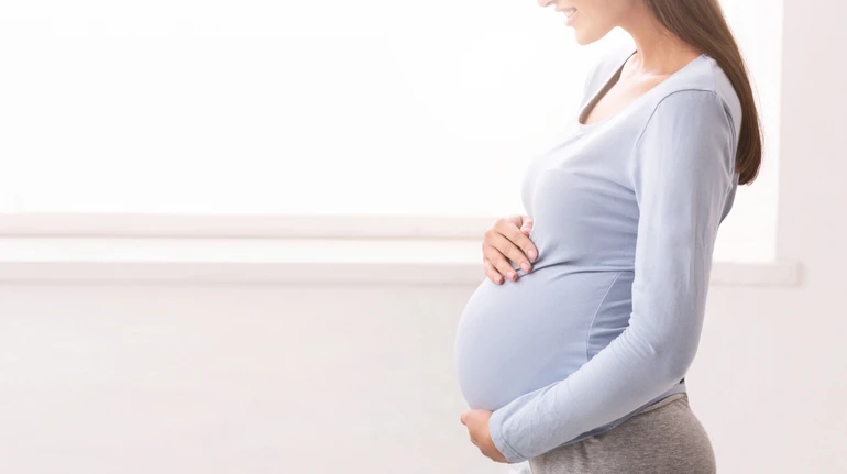 Міститиме інформацію про жінок і новонароджених: у Росії створили федеральний реєстр вагітних