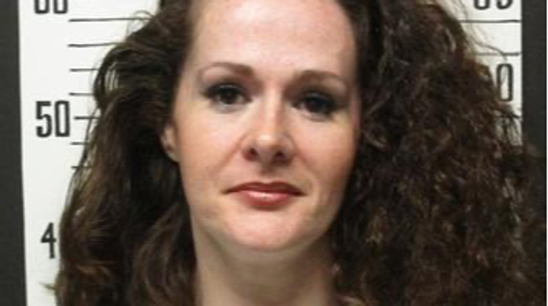 У Теннессі вперше за 200 років стратять жінку: вона вбила дівчину і вирізала пентаграму на її грудях