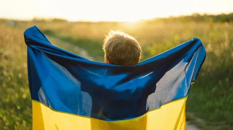 На уроках казали, що України не існує: з російської окупації повернули ще вісьмох дітей та підлітків