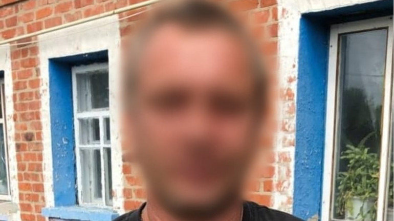 На Київщині затримали 50-річного чоловіка, який зґвалтував 13-річну доньку своєї співмешканки