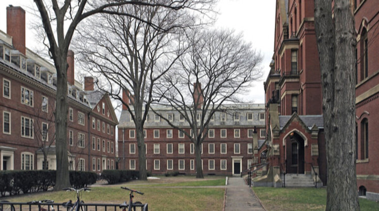 Адміністрація Трампа VS Гарвард: суд ухвалив рішення у справі про припинення грантів