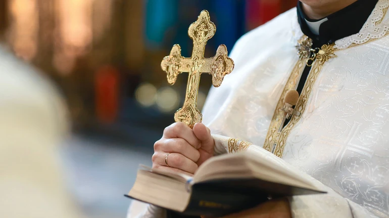 В Україні заброньовано майже 6 тисяч священників: дані Держетнополітики