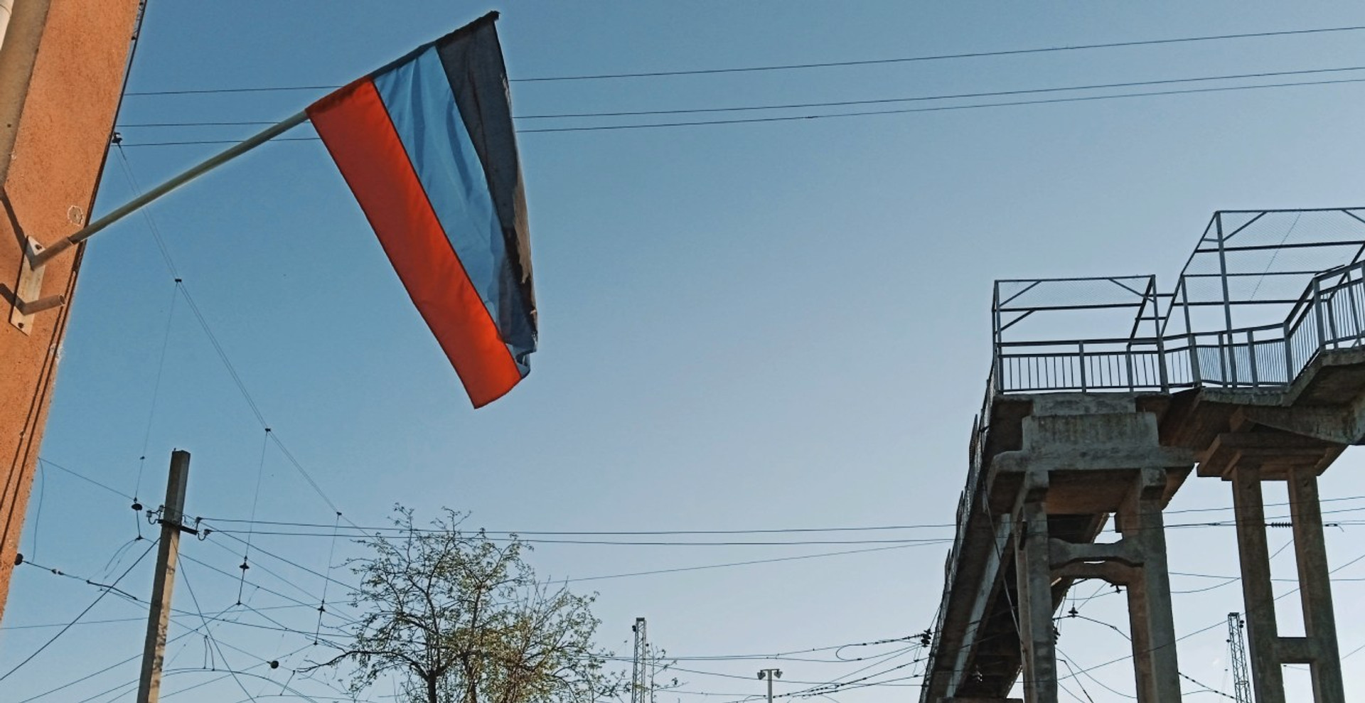 Самопроголошена бутафорія. Як окупанти розбудовують ДНР на захоплених територіях Донеччини