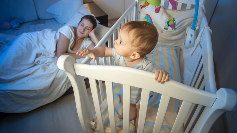 Як пов'язані психоз і нестача сну в дитинстві? Пояснюють вчені
