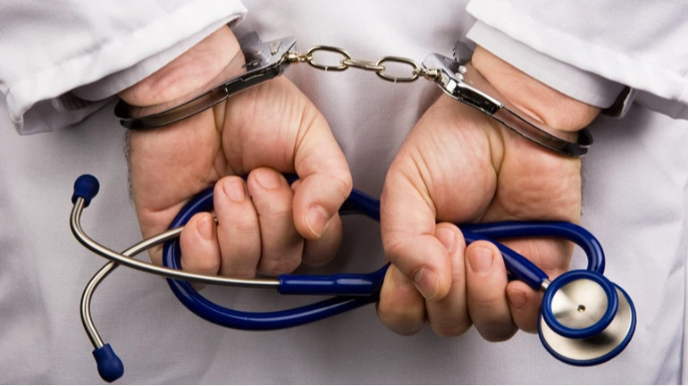 Встановила частково правильний діагноз: на Чернігівщині лікарку підозрюють у смерті 11-річної дитини