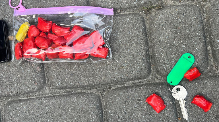 Залучала до збуту 5-річну доньку: у Львові судитимуть закладницю наркотиків і психотропів