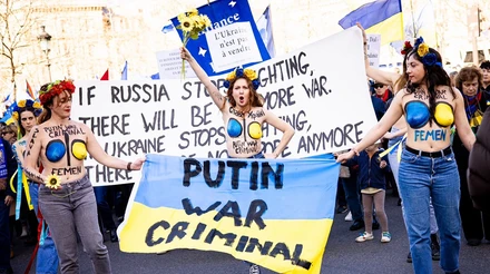Незрозумілі, але незабутні. Що політичні акції FEMEN можуть розповісти про незалежну Україну