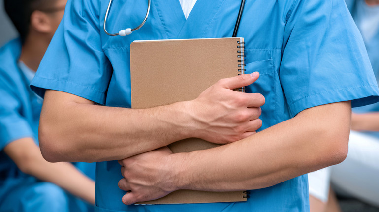 The Council proposes to restore military training for doctors