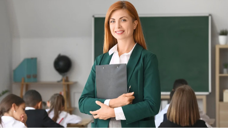 Від вересня в Україні можуть закрити малі школи: у МОН пояснили, як бути вчителям, які там працюють