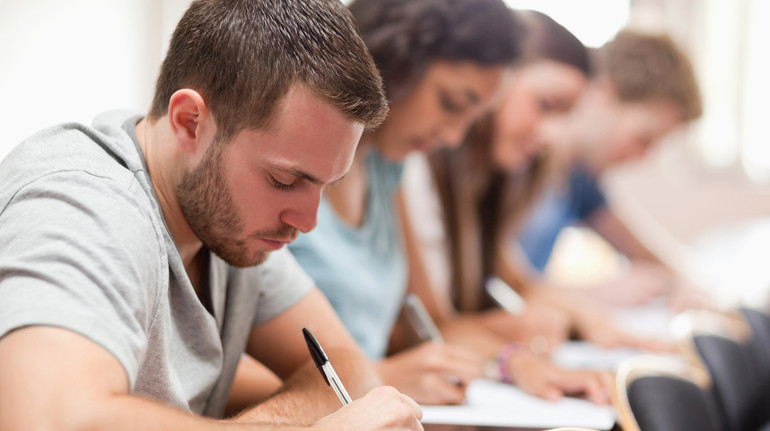 Львівські випередили столичні: до яких вишів абітурієнти подали найбільше заяв у 2025 році