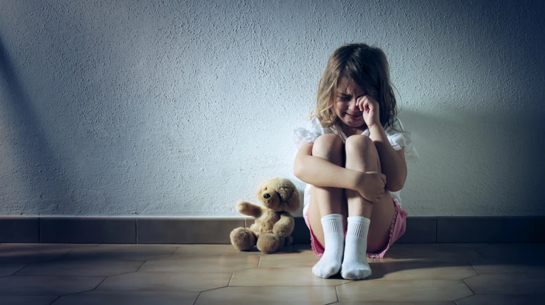 Найчастіше від домашнього насильства потерпають діти 5-14 років: переважно кривдниками є тати