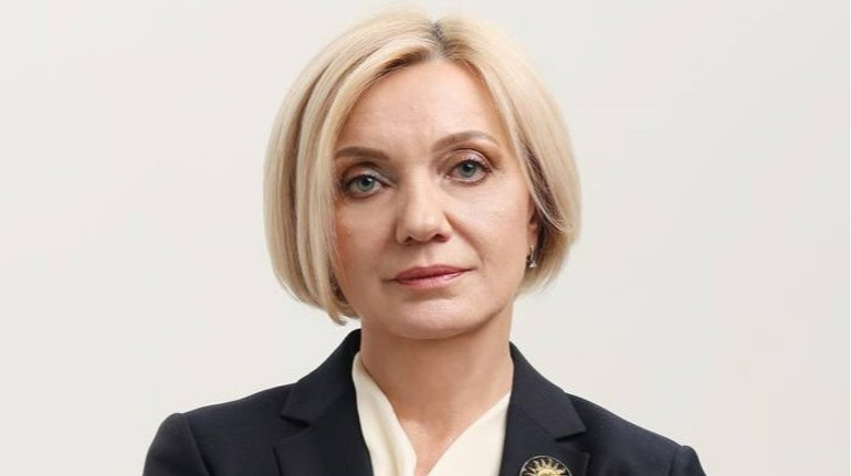 Омбудсменка: Нам треба вже готуватися до скасування особливого статусу російської мови в Конституції