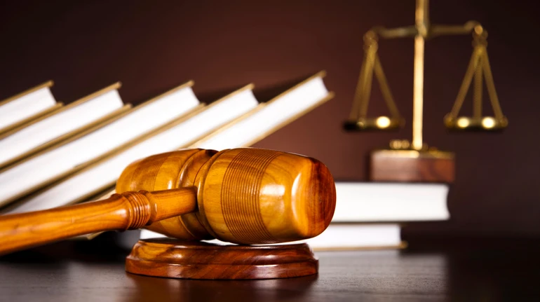 У Києві чоловіка засудили за зґвалтування 19-річної дівчини: він двічі сидів у в’язниці за такі злочини