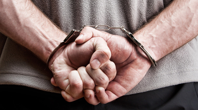 A man who killed a puppy and tried to strangle the kitten was arrested in Odesa: his mother reported to the police